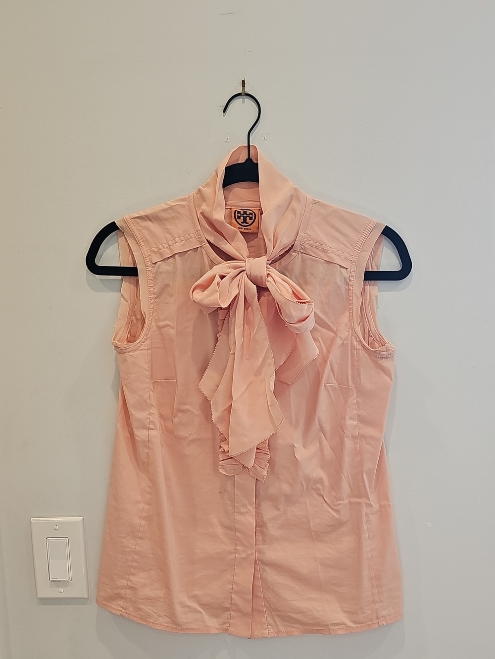 Tory Burch Sleeveless Bow-Neck Blouse in Peach
